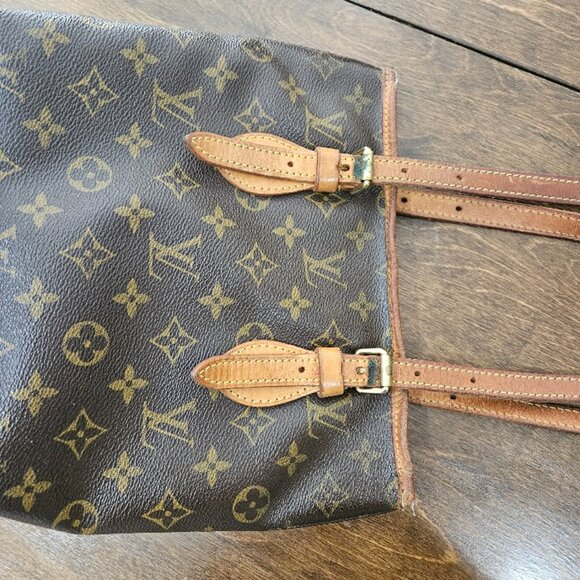 LOUIS VUITTON PETIT BUCKET - Picture 15 of 15